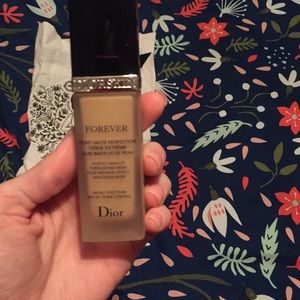 Dior Forever foundation 015